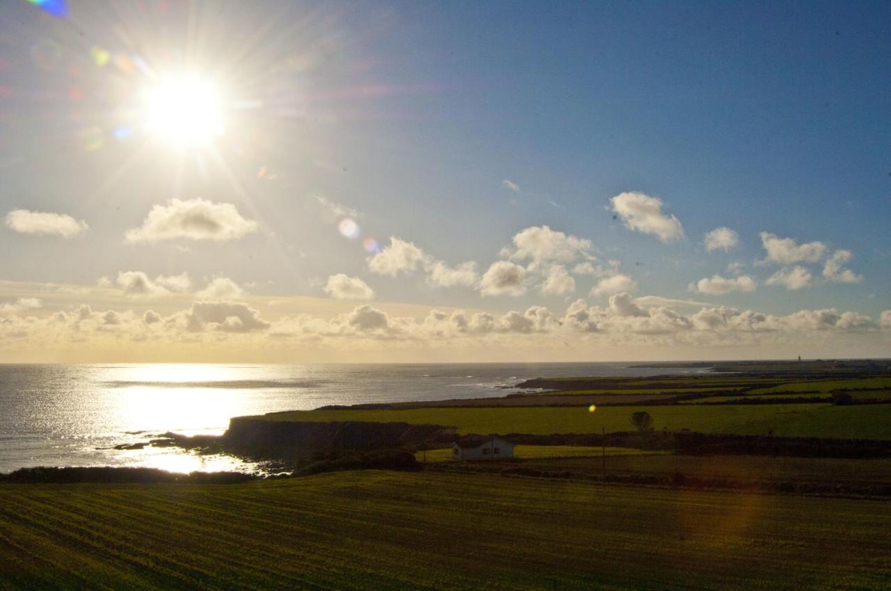 Hookless Holiday Homes Fethard Ruang foto