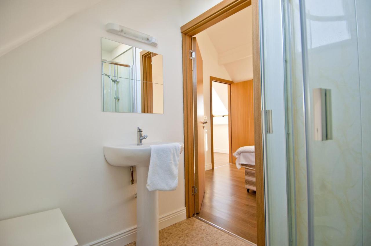 Hookless Holiday Homes Fethard Bagian luar foto