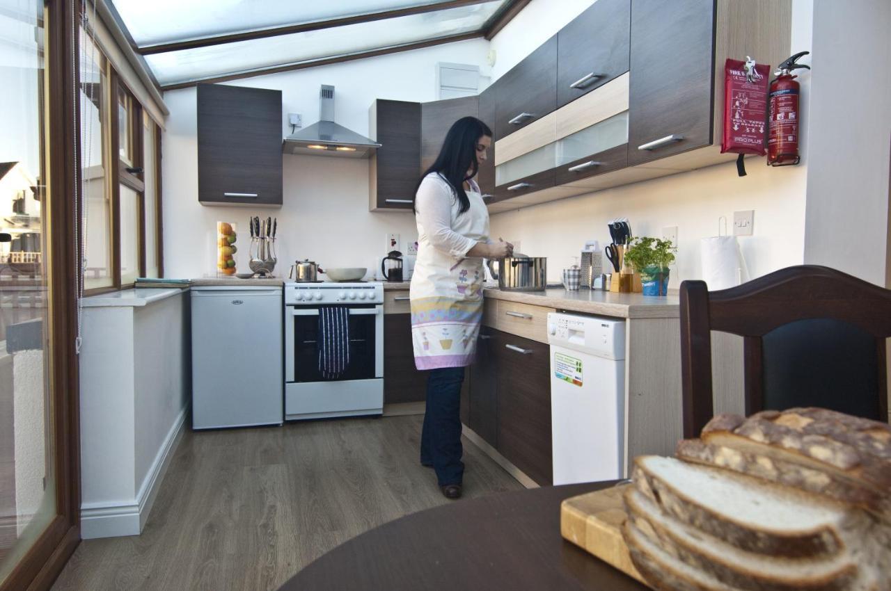 Hookless Holiday Homes Fethard Bagian luar foto