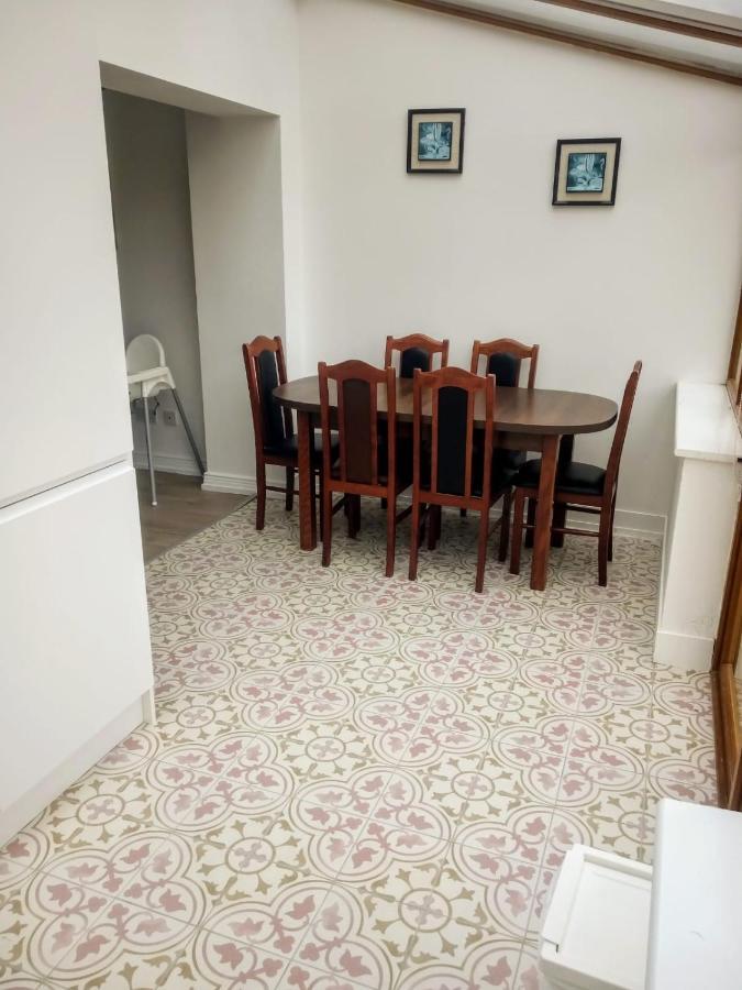 Hookless Holiday Homes Fethard Bagian luar foto