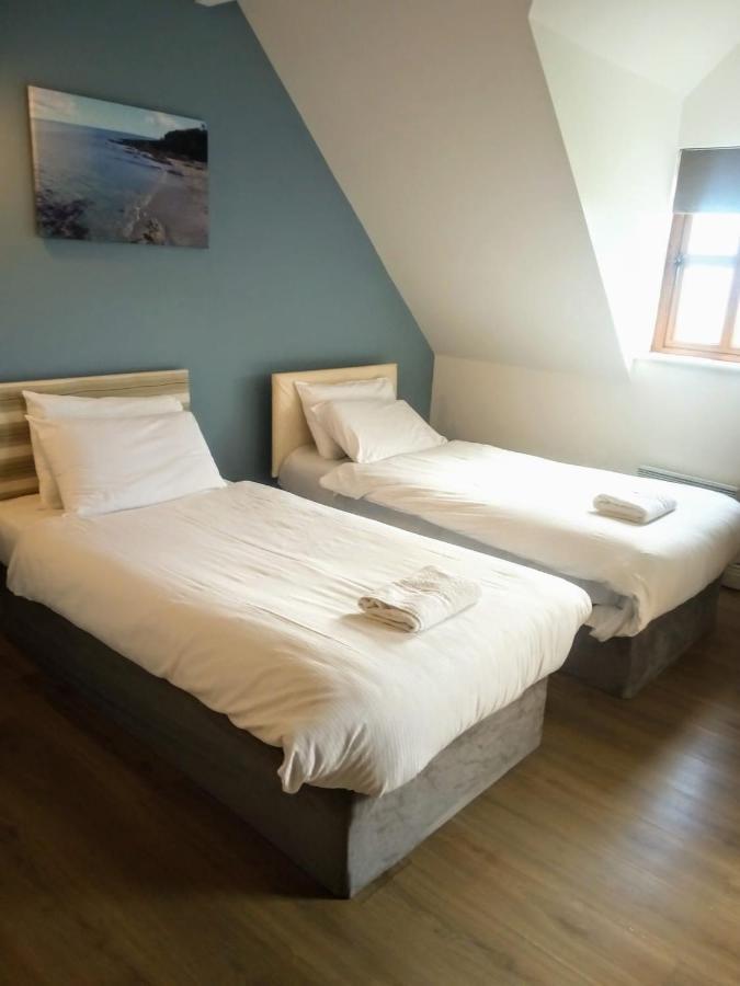Hookless Holiday Homes Fethard Bagian luar foto