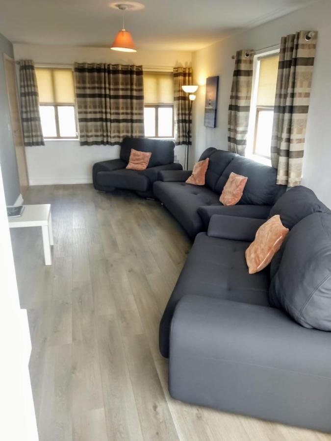 Hookless Holiday Homes Fethard Bagian luar foto