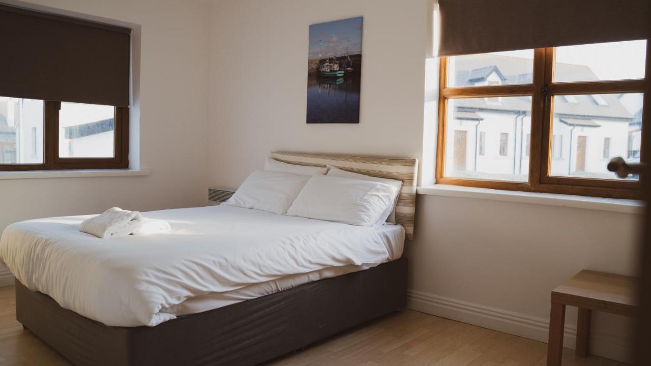 Hookless Holiday Homes Fethard Bagian luar foto