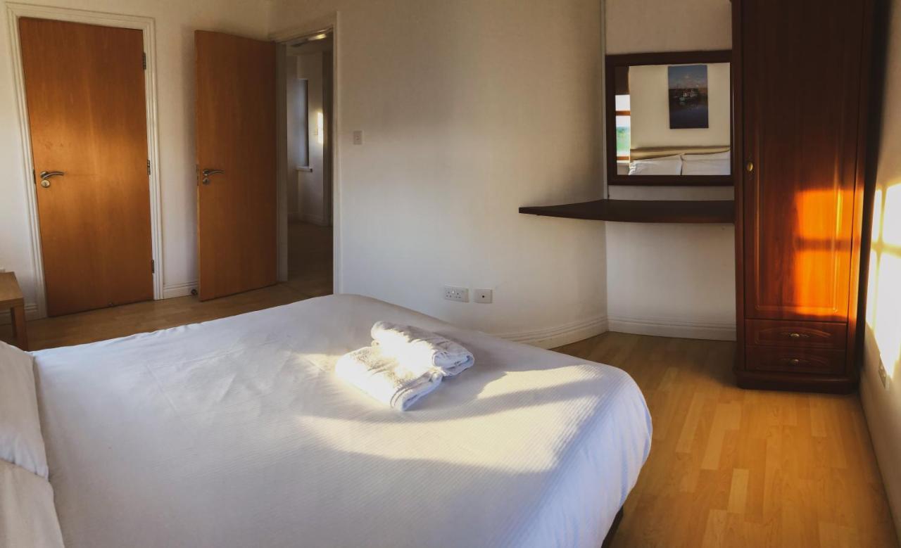 Hookless Holiday Homes Fethard Bagian luar foto