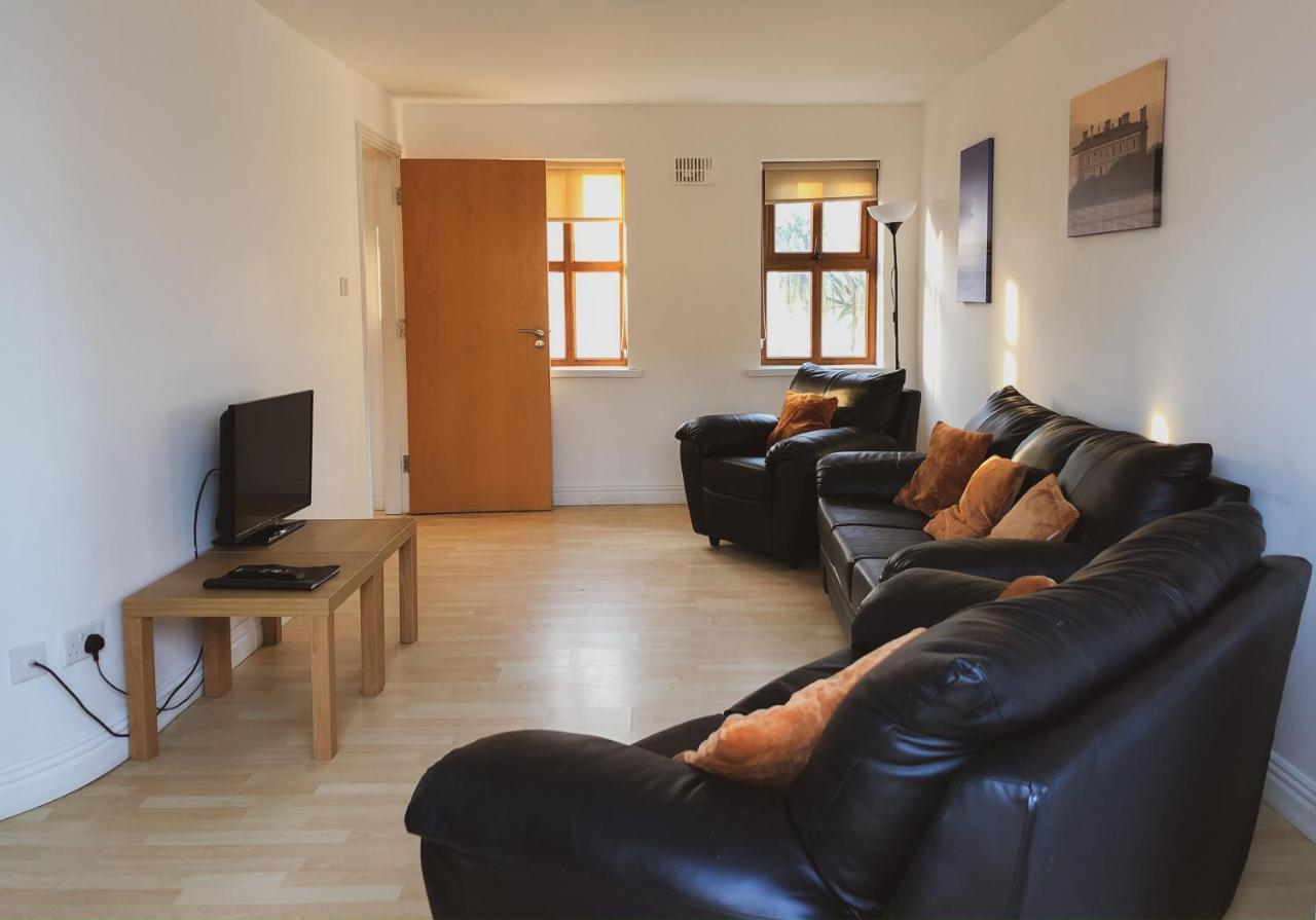 Hookless Holiday Homes Fethard Bagian luar foto