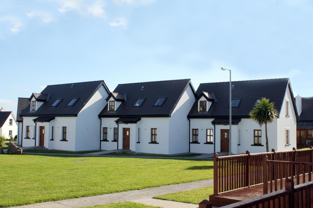 Hookless Holiday Homes Fethard Bagian luar foto